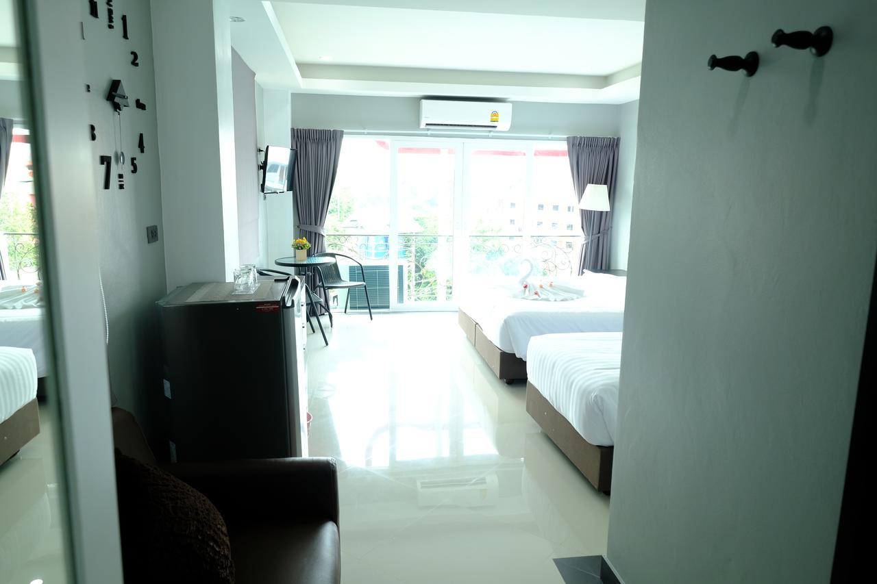 The Tung Hotel Pattaya Exterior photo