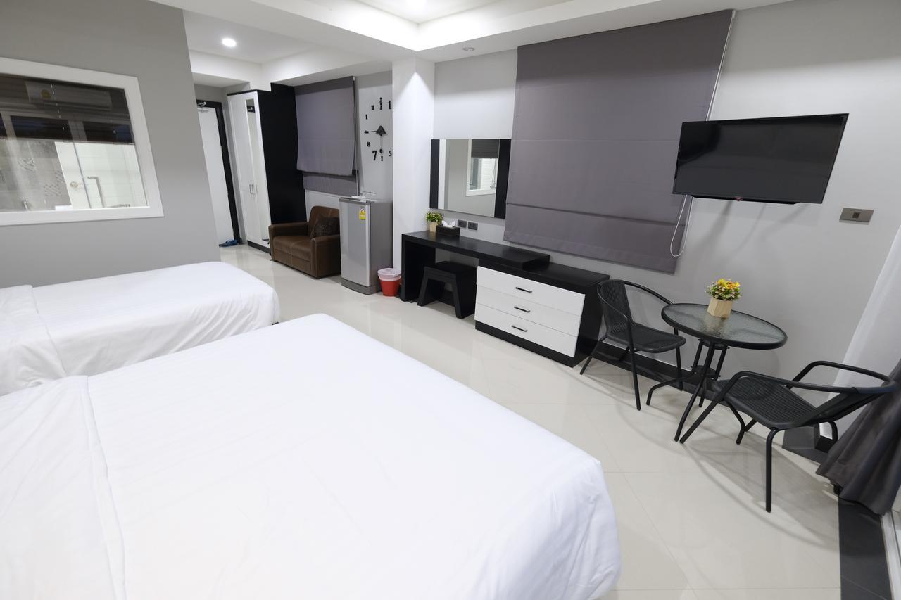 The Tung Hotel Pattaya Exterior photo